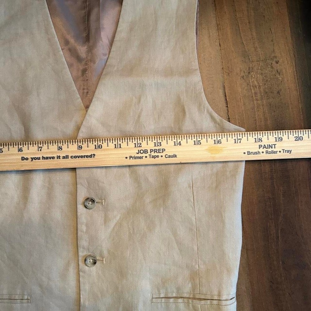 Linen vest - Picture 7 of 7